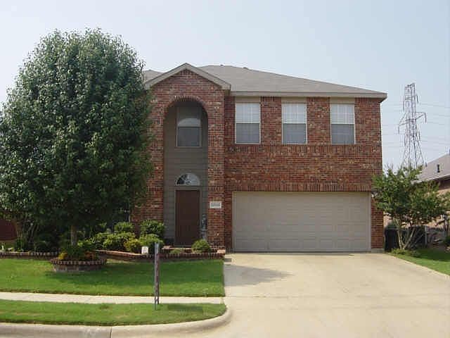 1st image of 12648 Oakwood Cir