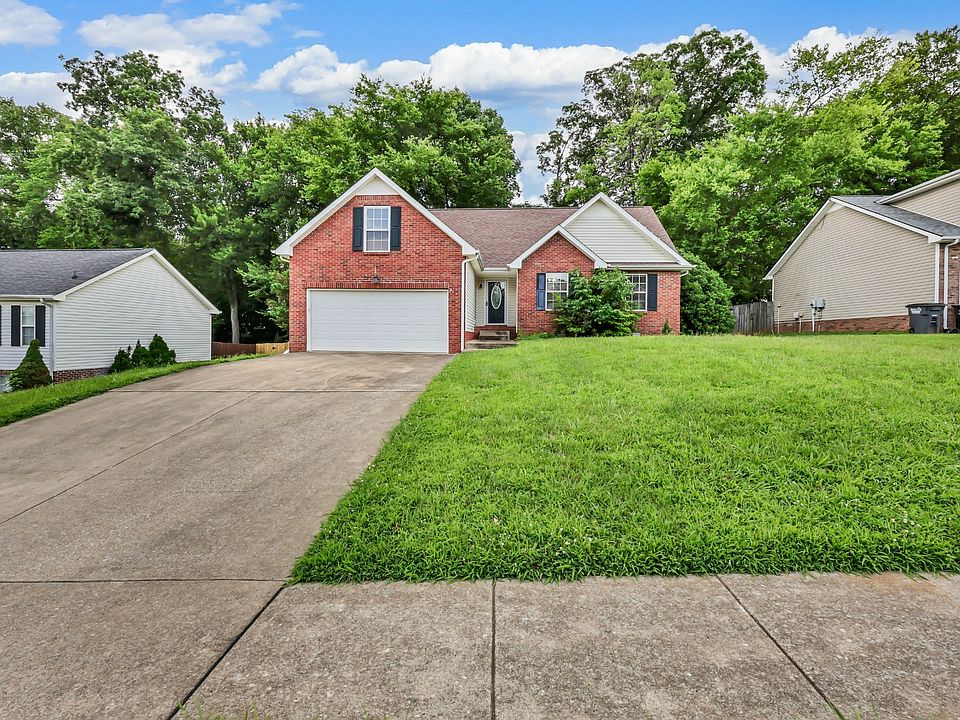 1st image of 1641 Cedar Springs Cir