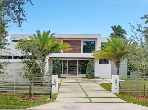 9316 SW 69th Ct, Pinecrest, FL 33156