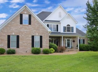 702 Golfview Way, Bowling Green, KY 42104