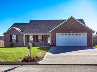 8414 Mari Ben Ln, Corryton, TN 37721