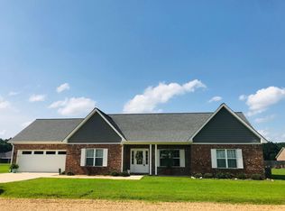 56 Sunken Rd, Steens, MS 39766