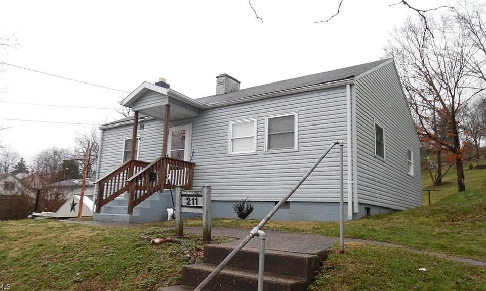 1st image of 211 Vine St