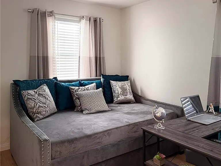 2505 Palazzo Ter — Photo 29