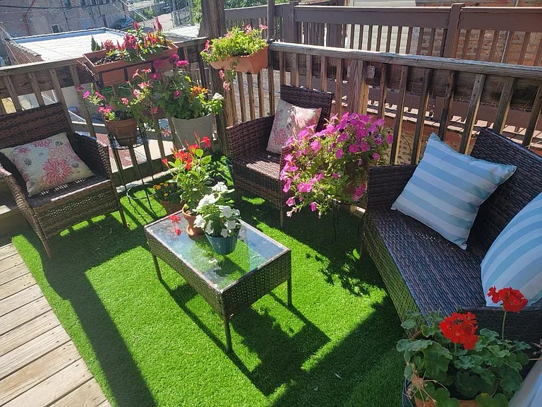 Private Deck