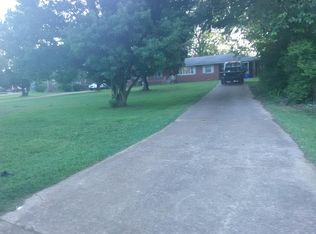 2229 Chisholm Rd, Florence, AL 35630