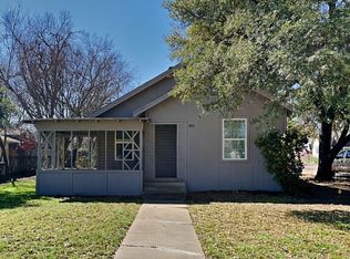 908 Forrest Ave, Cleburne, TX 76033