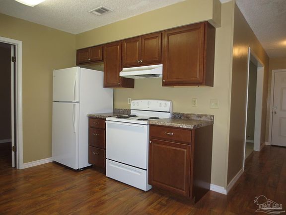 4th image of 6486 Bellview Pines Ln