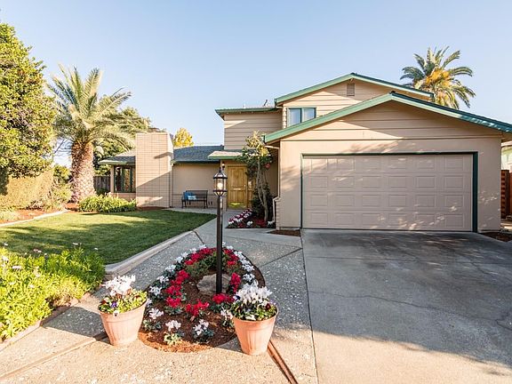 2nd image of 1178 Crandano Ct