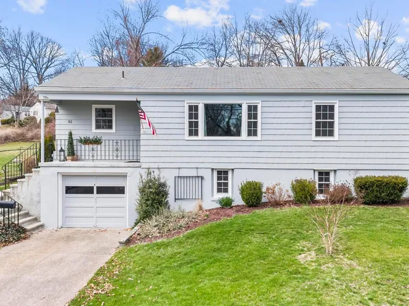 92 Honor Road, West Haven, CT 06516