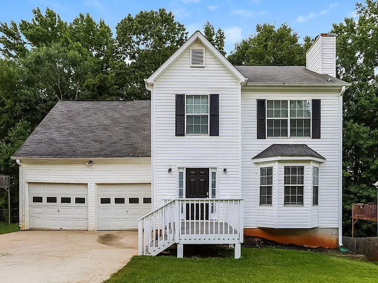 7317 Essex Dr — Photo 1