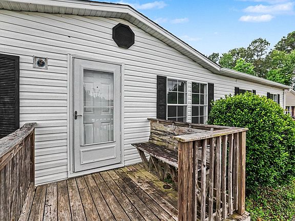 4th image of 101 Cheston Ct.