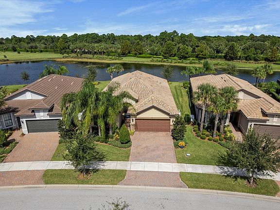 2nd image of 5249 Turtle Creek Circle