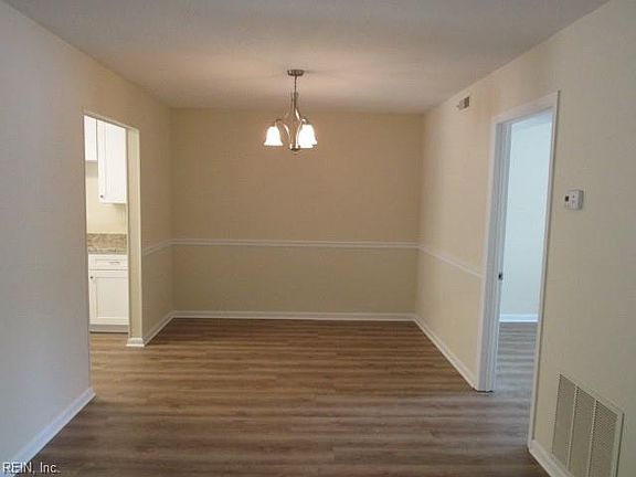 5th image of 5037 Eaton Ct