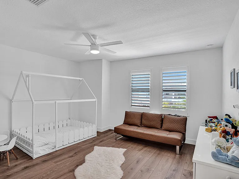 17523 Rainstream Rd — Photo 36