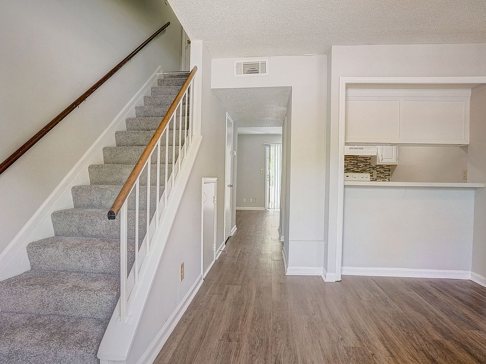 Chesney Woods Townhomes 260 Brookwood Ave NE Concord NC Zillow