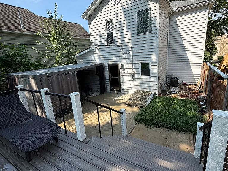 1262 Indianola Ave — Photo 32
