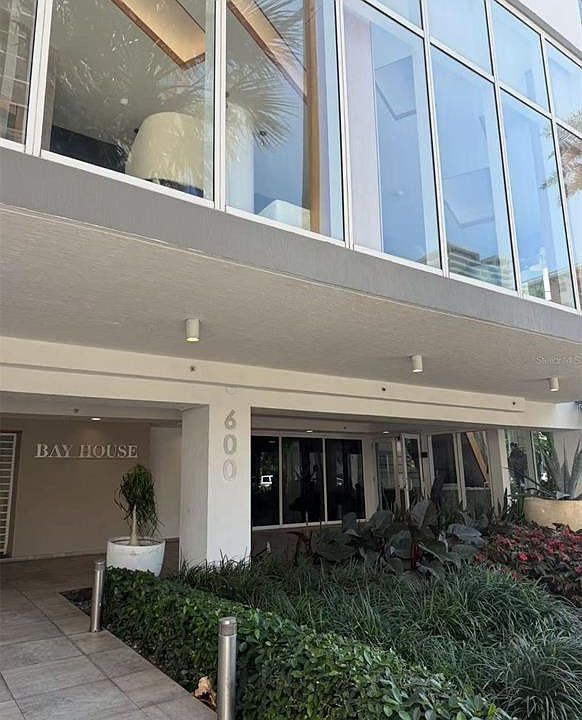 600 NE 27th St APT 604, Miami, FL 33137 | MLS #L4953391 | Zillow