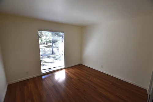 675 Sharon Park Dr #147 Photo 1