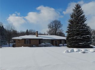 8116 Dalepoint Rd, Independence, OH 44131