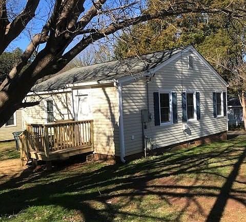 2nd image of 215 Hawley Ave
