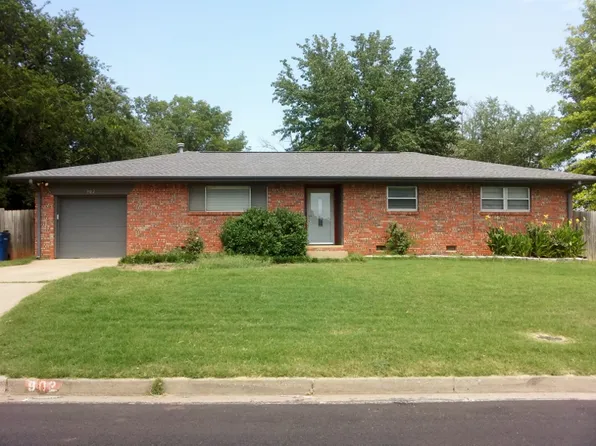902 W Preston Ave, Stillwater, OK 74075
