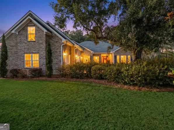 102 Steeple Ln, Richmond Hill, GA 31324