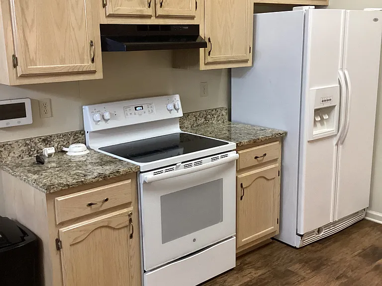 3091 Ultragreen Ln — Photo 3