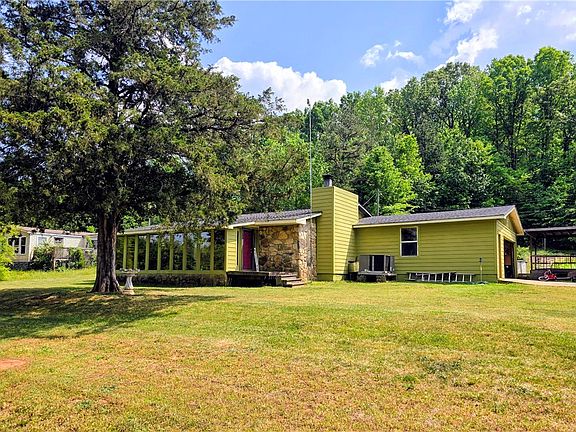 2nd image of 315 Corn Mill Rd