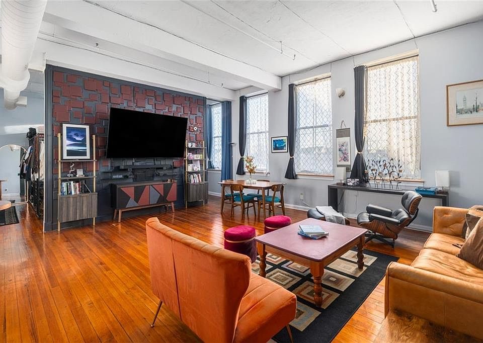 1st image of 775 Potters Ave Unit 3