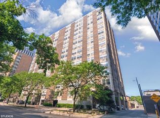 3033 N Sheridan Rd APT 704, Chicago, IL 60657