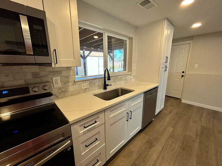6163 W 76th Ave — Photo 6