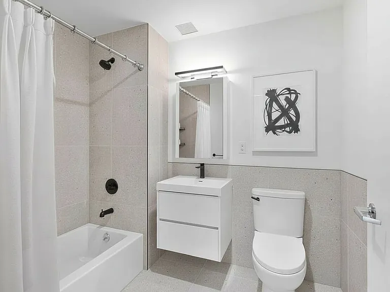 1638 Park Ave #7A — Photo 4