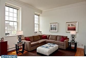 4th image of 225 S 4th St APT 302