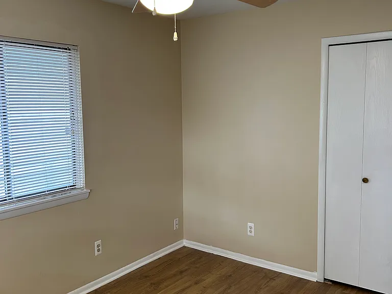 325 W Woodruff Ave — Photo 12