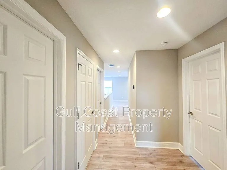 12664 Oak Hill Way — Photo 31
