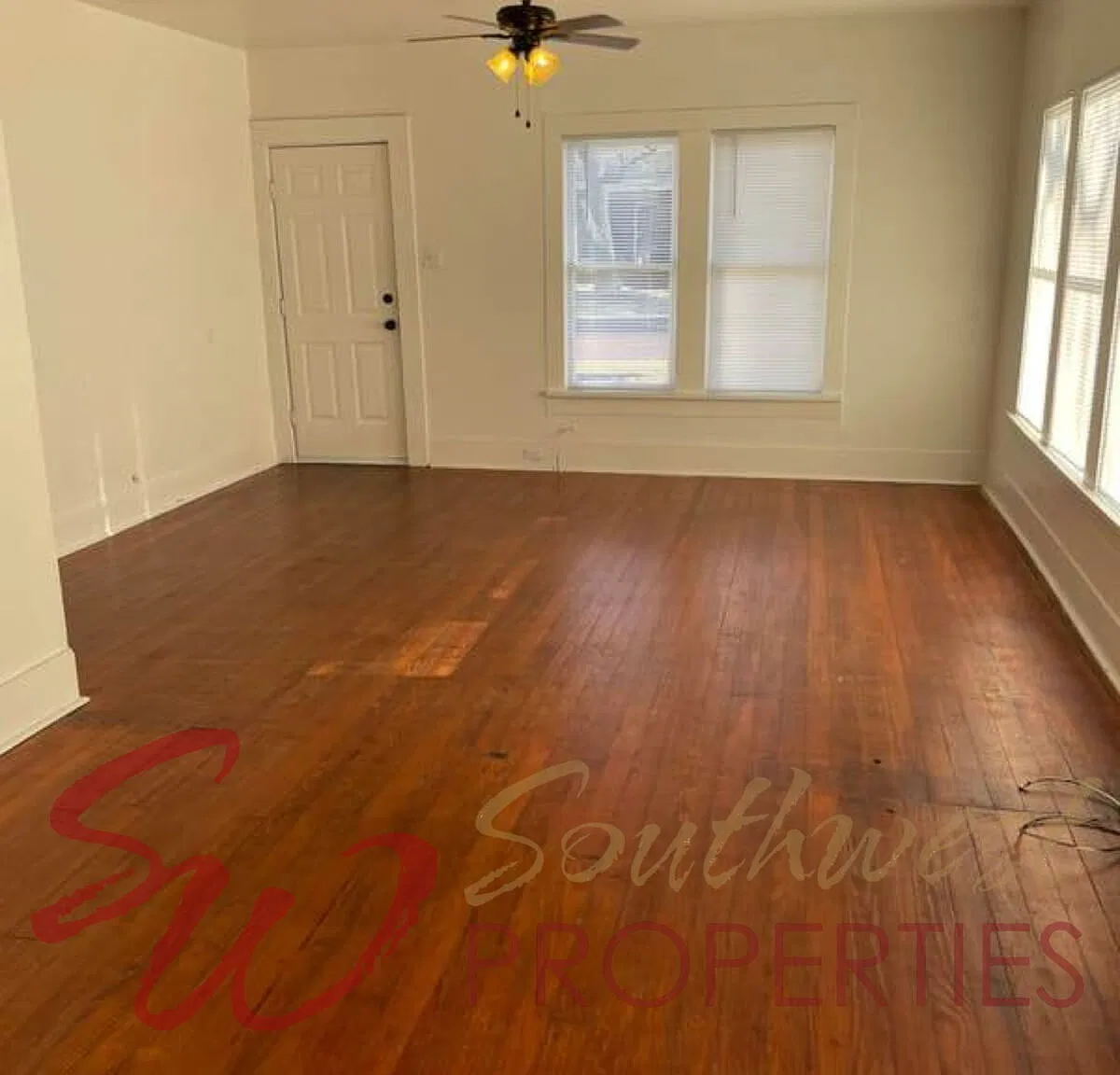 3 bed, 2.5 bath, 1656 sqft, $1,775 — Photo 2