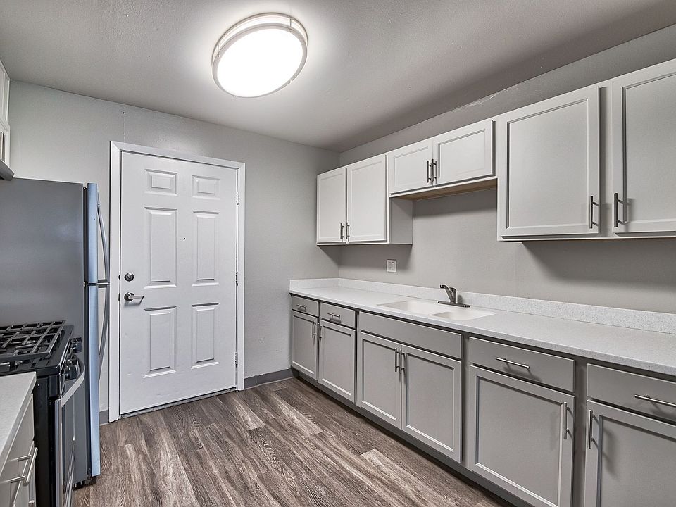 1st image of 850 E Leland Rd #36f994e2e