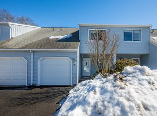 Chippenwood Estates, Bristol, CT 06010