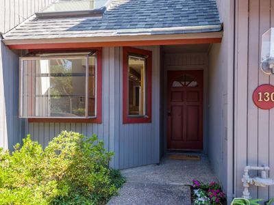 130 Amherst Ave, Menlo Park, CA, 94025