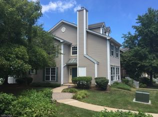 1 Balboa Ln #3901, Franklin Park, NJ 08823
