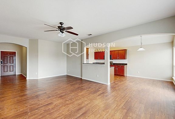 5th image of 630 Antonio Ln