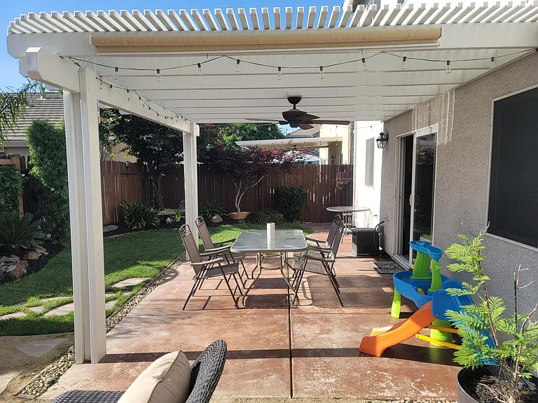108 Eagles Roost Ct — Photo 23