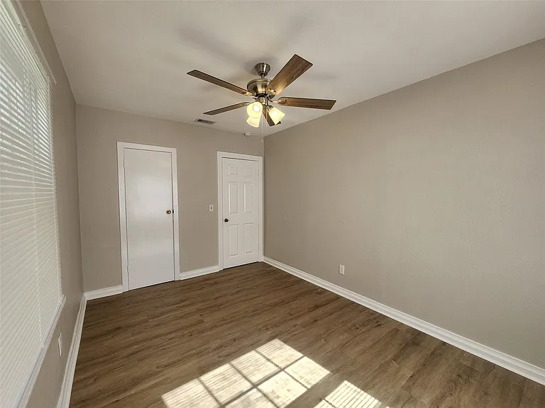 138 W Marion St — Photo 7