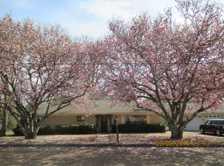 706 Fairground St, Winona, MS 38967