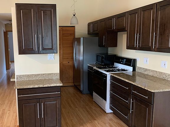 5th image of 2 W Boulder Ct APT 2C