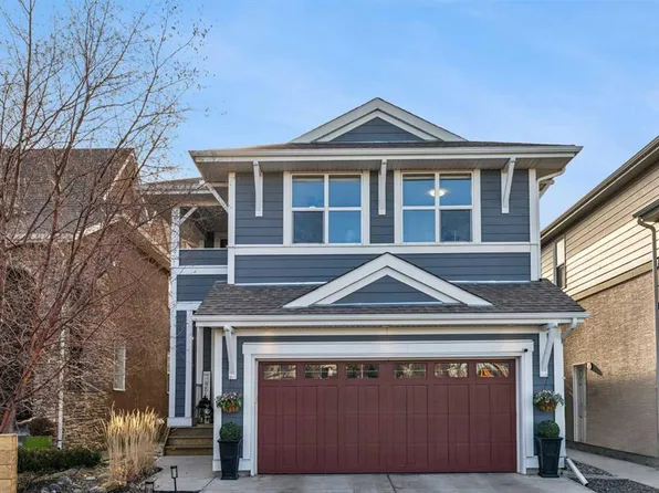 161 NW Mahogany Sq SE, Calgary, AB T3M 0T1