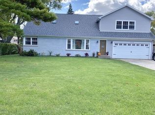 2220 Prairie St, Aurora, IL 60506