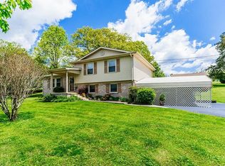 103 Golden Head Dr, Berea, KY 40403