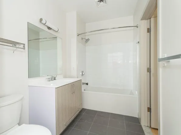 325 D St #2, Boston, MA 02127